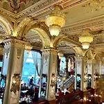 Downtown -newyork Cafe Appartement Budapest