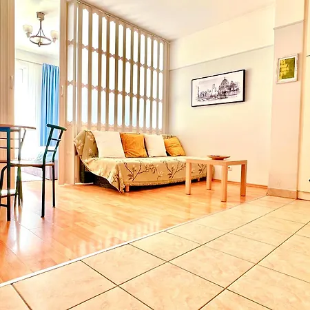 아파트 Acacia Aparhotel-near New York Cafe *