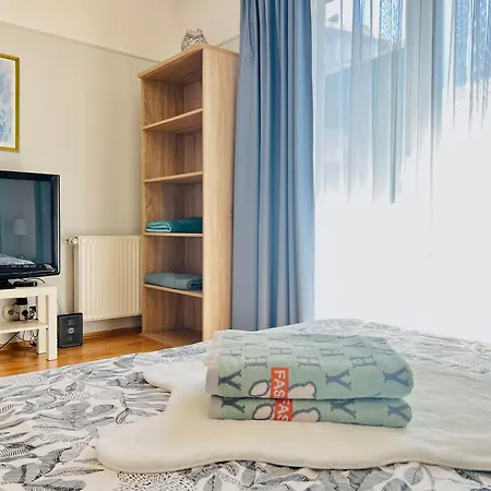 - Close To New York Cafe Apartment Budapest