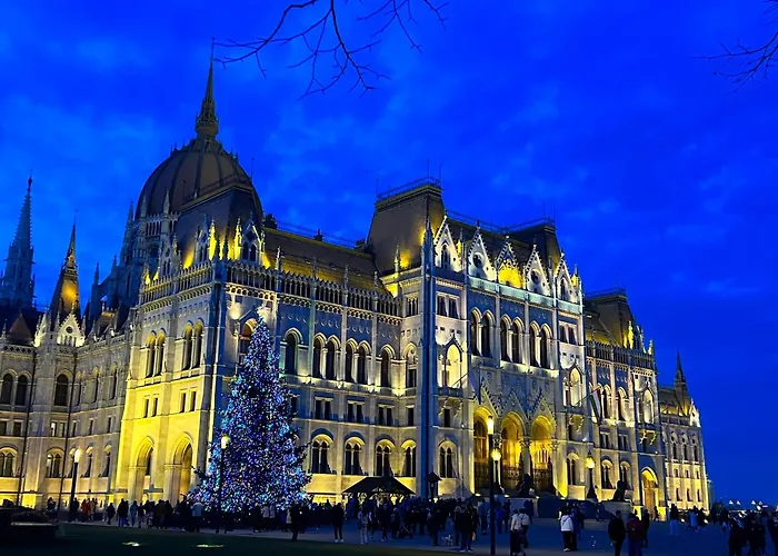 Downtown -newyork Cafe Budapest